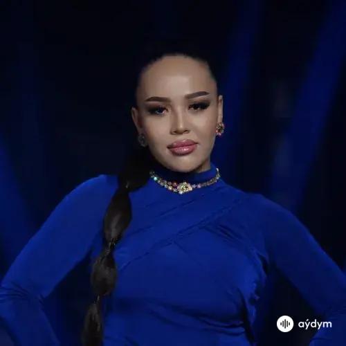 Zara Muhammedowa - Model