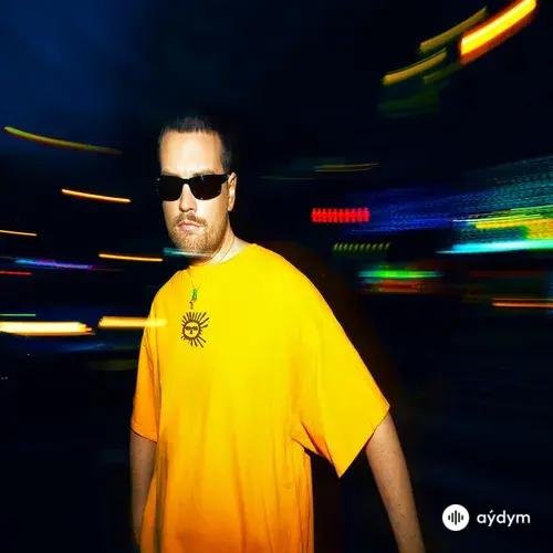 Myd - Yeah, It's Mydnight, Let The Music Roll