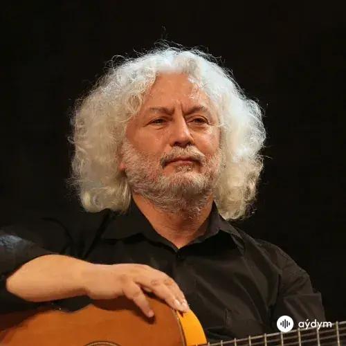 Erkan Oğur