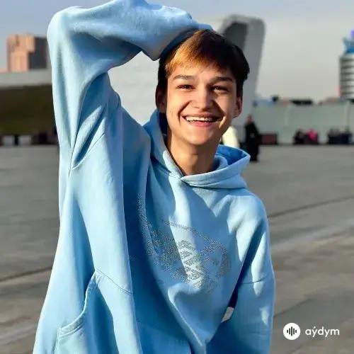 Тёма Туленов