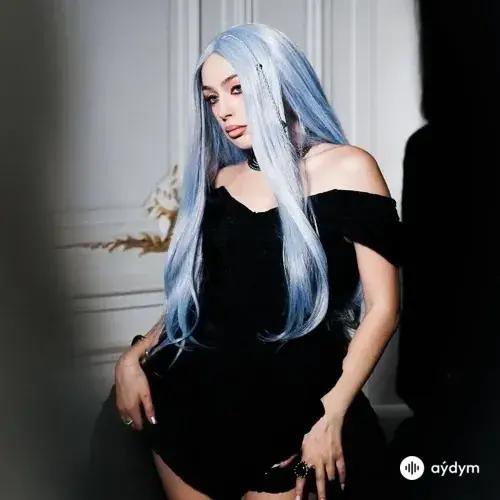 Мэйби Бэйби - Money Over Boys