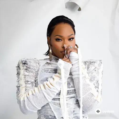 Tasha Cobbs Leonard
