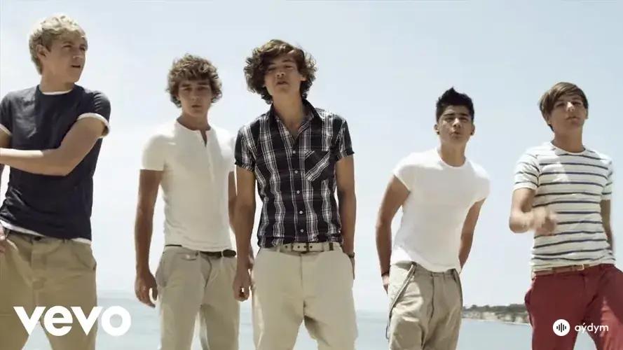 What Makes You Beautiful (Official Video)