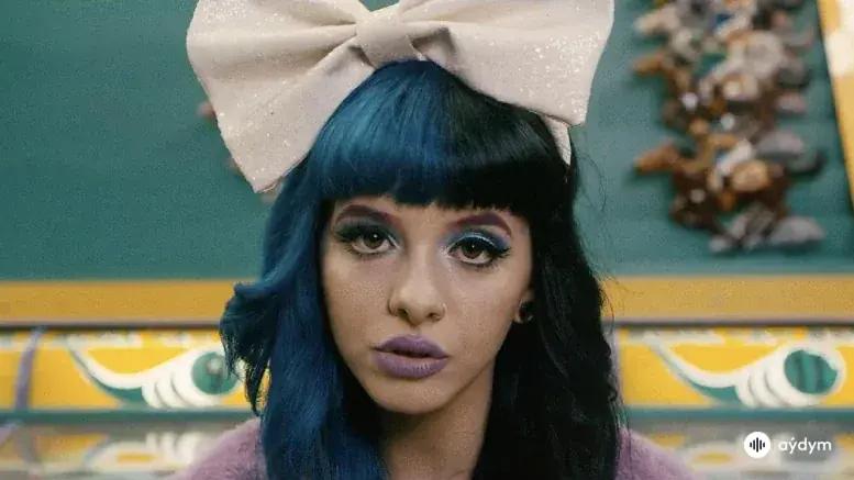 Carousel (Official Music Video)