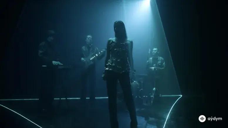 Она не Виновата