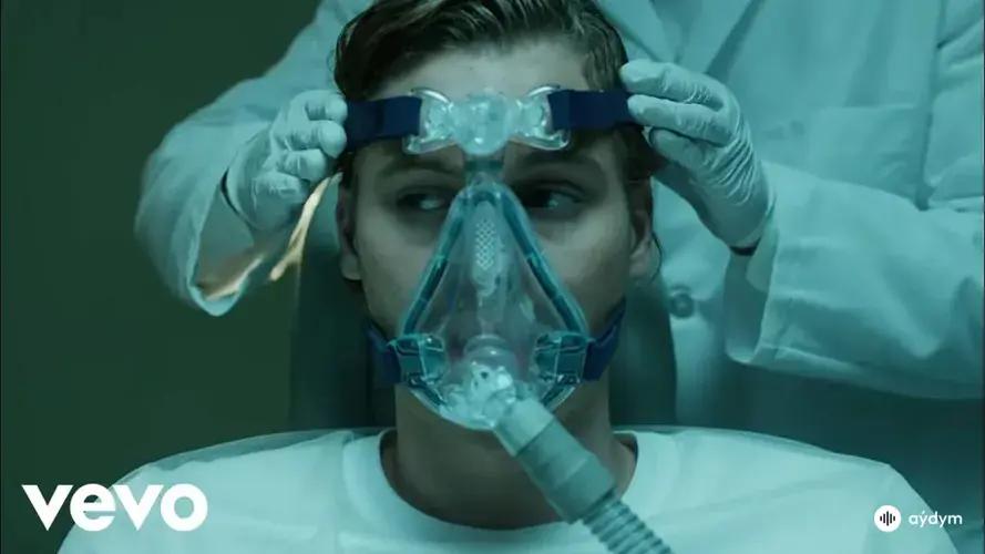 Teeth (Official Video)