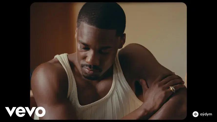 I Can Tell (Official Music Video)