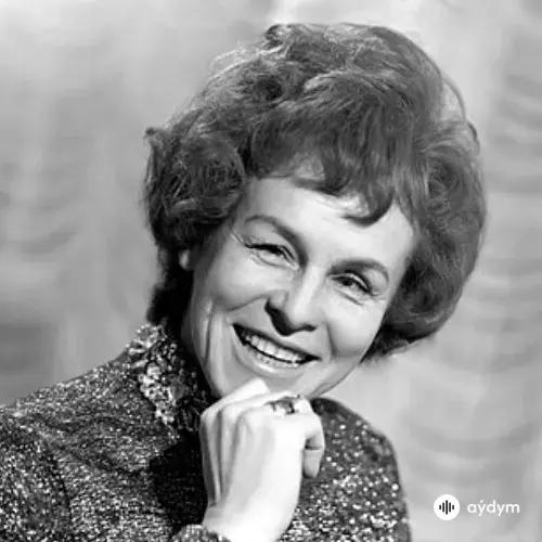 Гелена Великанова