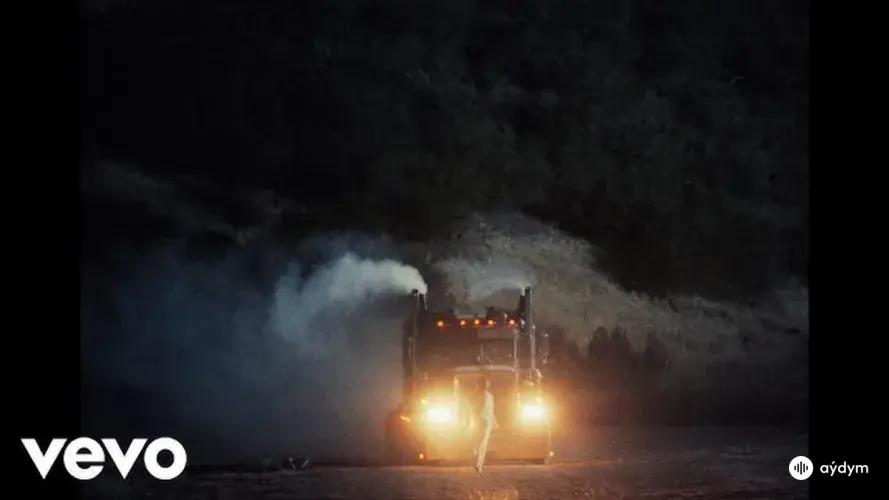 Dracula (Official Video)