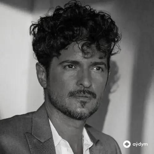 Tommy Torres