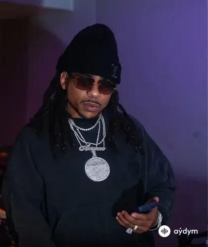 Max B