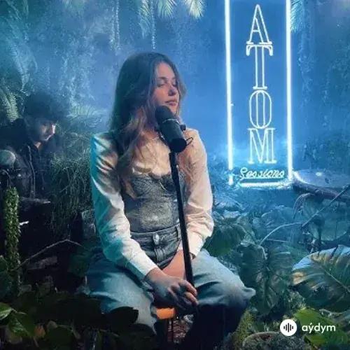 Nicole Wallace - Cuidate