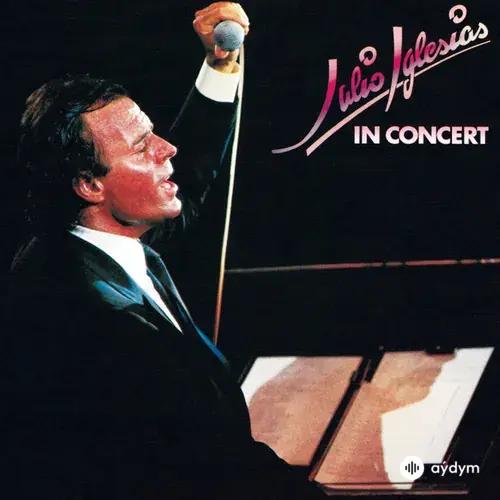 Julio Iglesias - Momentos (Moments) (Live)