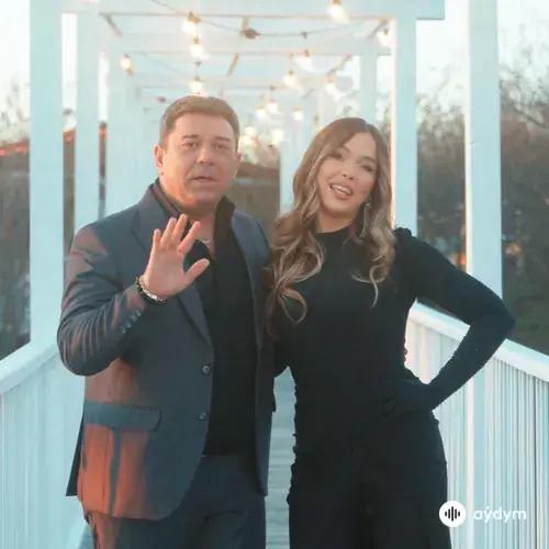 Ghita Munteanu-Iulia Plescan - De la un dulce pupic