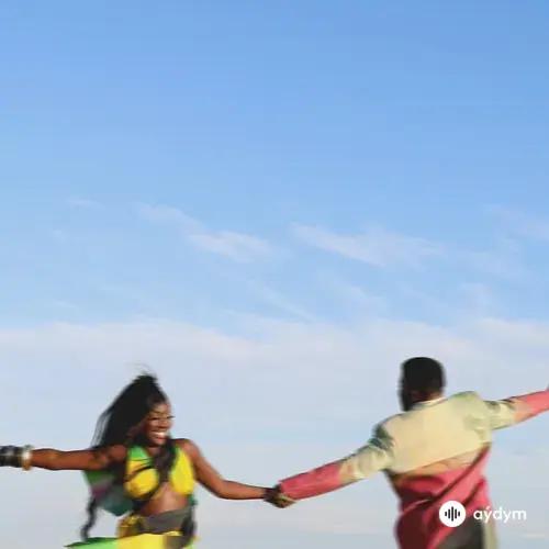 Bree Runway-Khalid  - Be The One