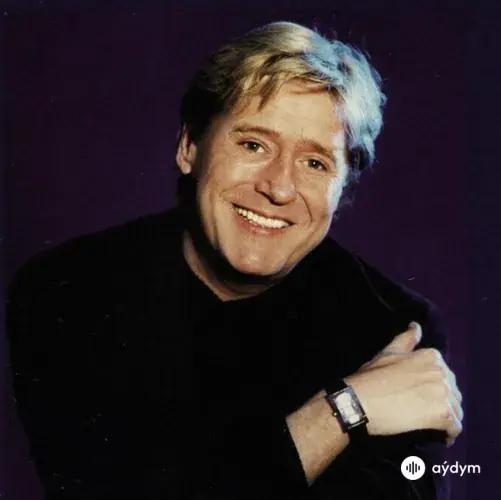 Joe Longthorne