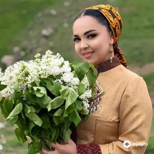 Meýlis Hydyrow-Bägül Maşadowa - Bir arzuwda ýaşaýan 
