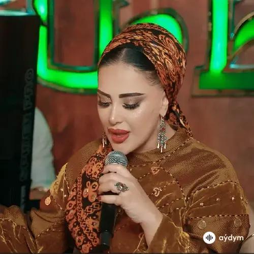 Tawus Hakimowa - Bilbil Gördüm