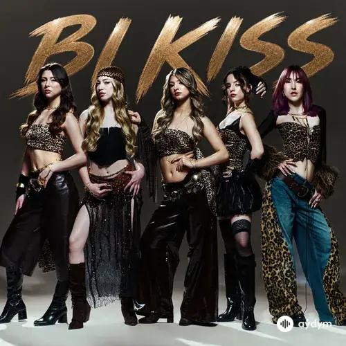 Mantra Girls - Bi Kiss