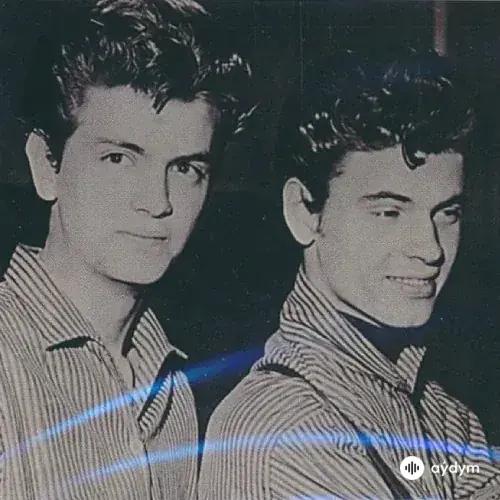 Brothers In Rhythm 