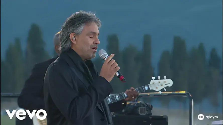 Live in Tuscany