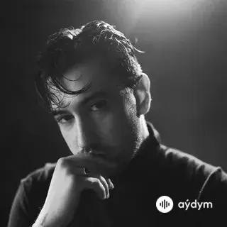 Motive  - Davam