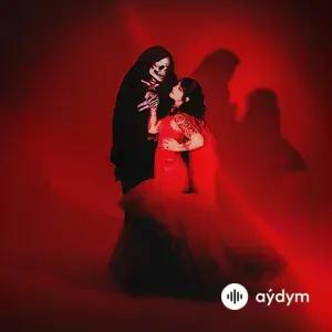 Kissing Death