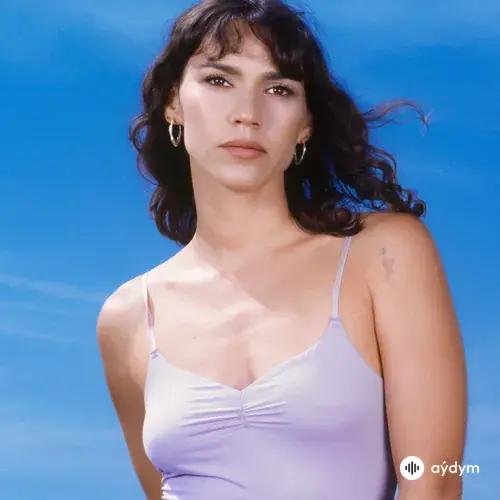 Pool Girl