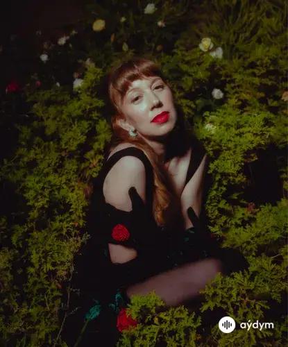 Ella Vos